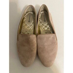 Birdies Beige Suede Slip On Flats Loafers Sz 8.5